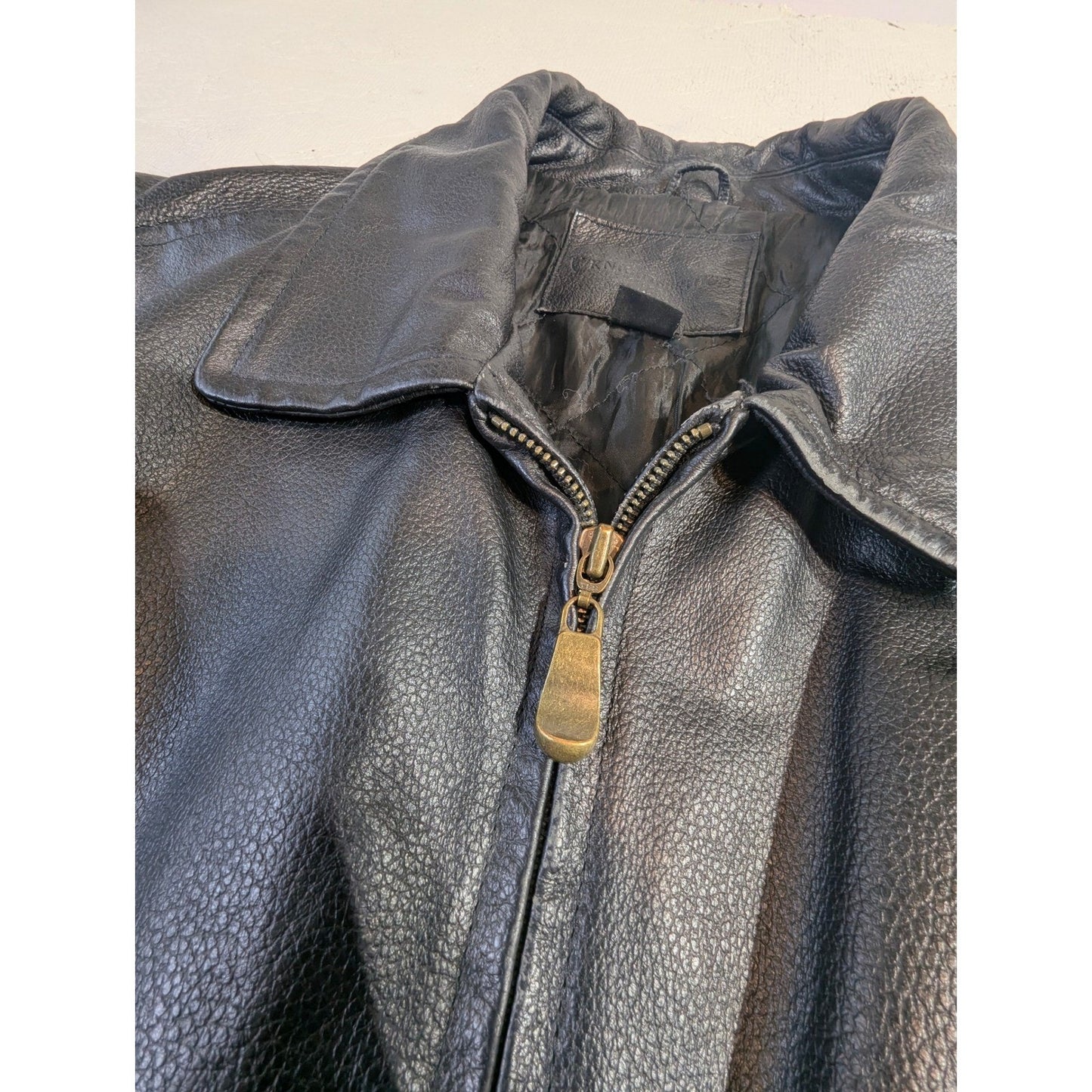 Knightsbridge Genuine Leather Jacket – Men's L Black Full-Zip Collared