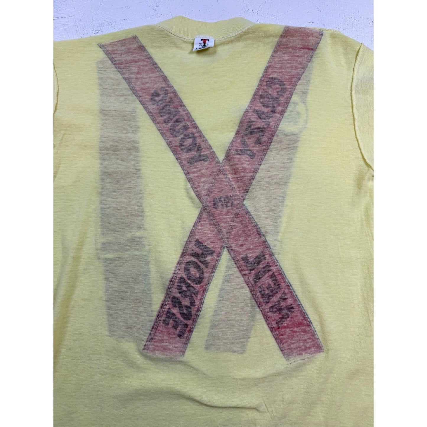 Vintage Neil Young Concert T-Shirt – “Rust Never Sleeps” 1978 Graphic, Yellow, S