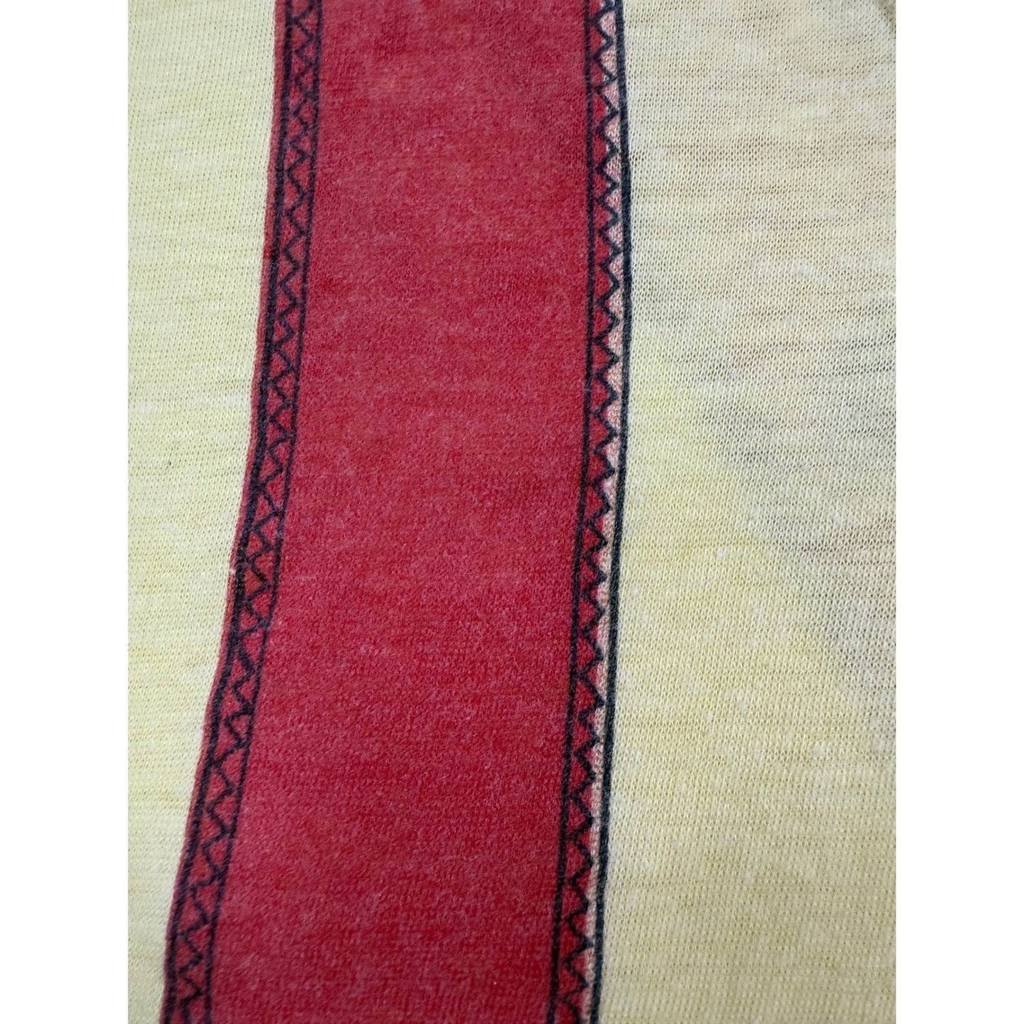 Vintage Neil Young Concert T-Shirt – “Rust Never Sleeps” 1978 Graphic, Yellow, S