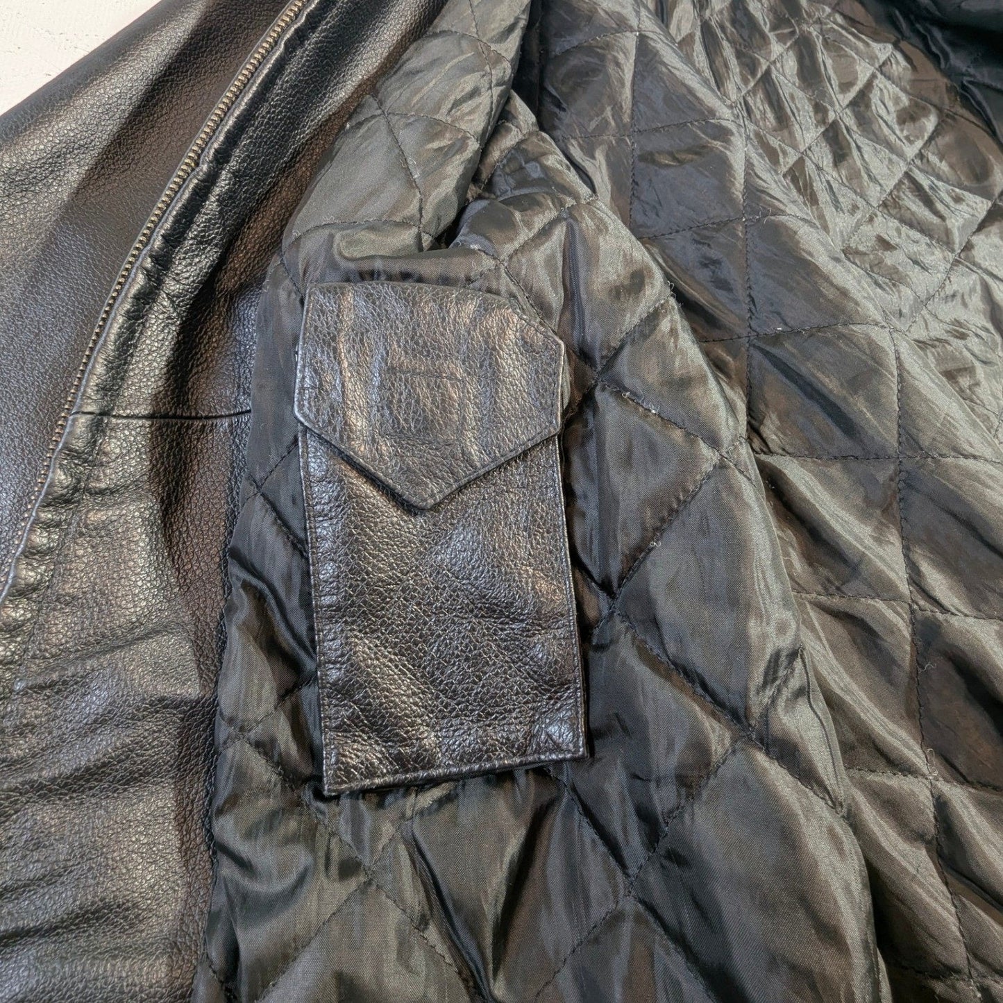 Knightsbridge Genuine Leather Jacket – Men's L Black Full-Zip Collared