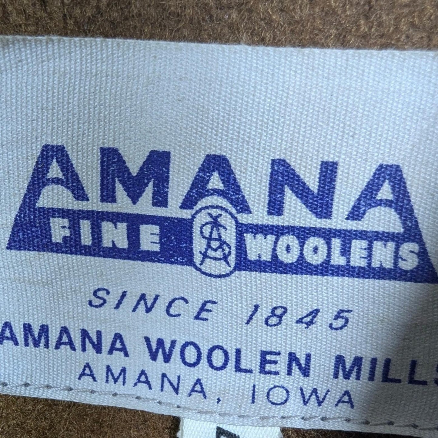 Vintage AMANA Woolen Mills Wool Shirt Jacket – Unisex Size 5 Caramel Brown