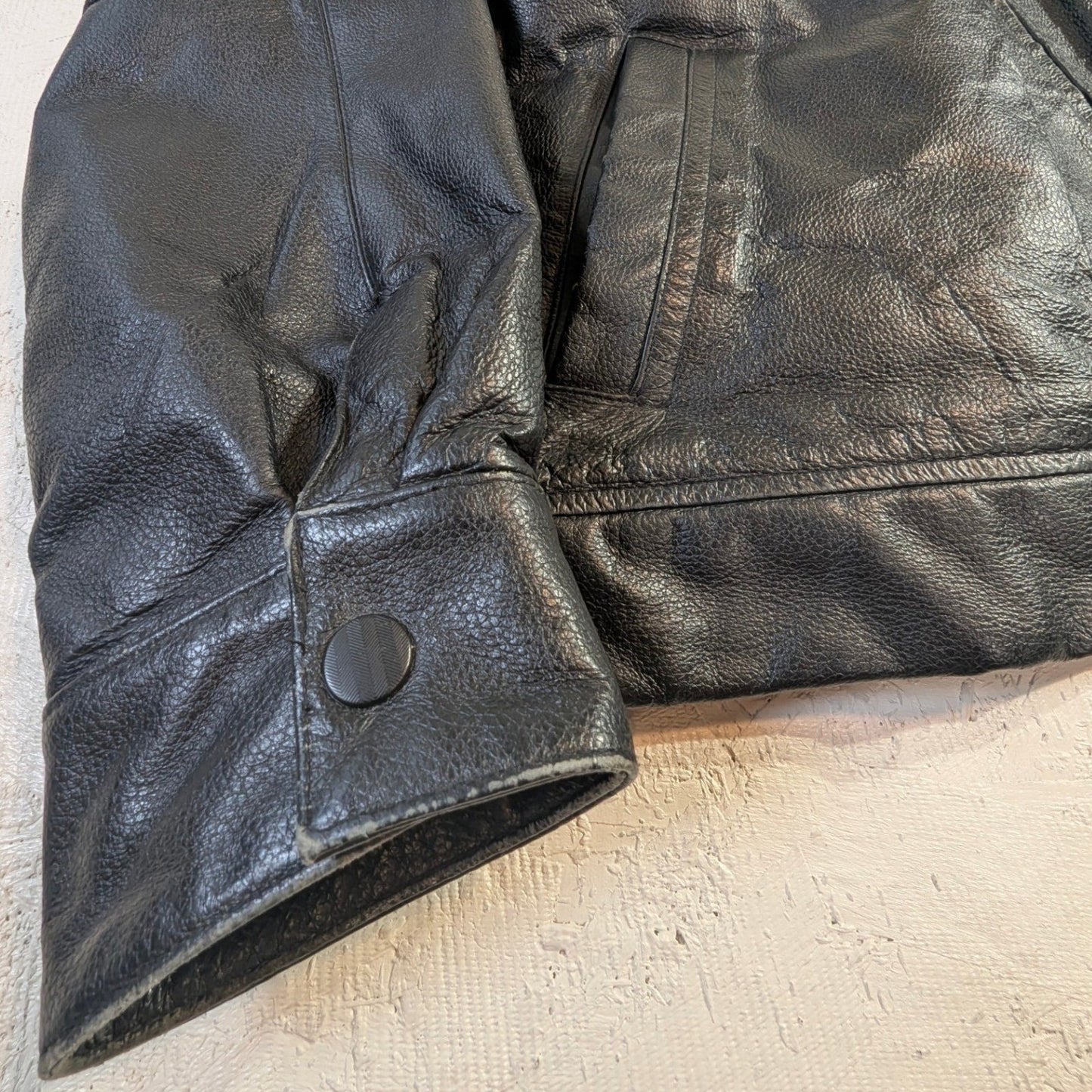 Knightsbridge Genuine Leather Jacket – Men's L Black Full-Zip Collared