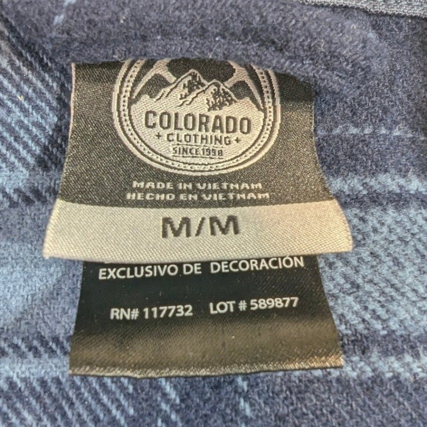 Colorado Clothing Blue Plaid Flannel Shirt – Men's M Long Sleeve Button-Up