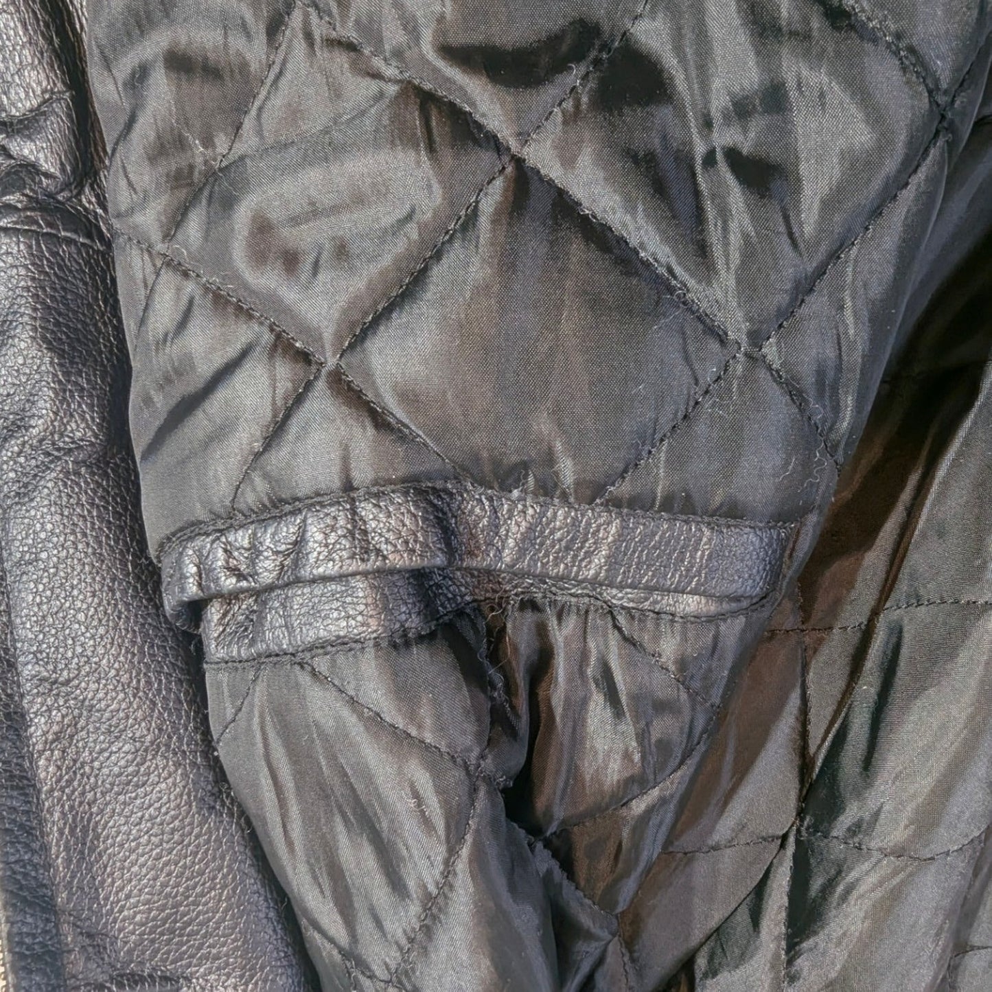 Knightsbridge Genuine Leather Jacket – Men's L Black Full-Zip Collared