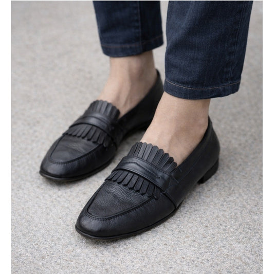 Cole Haan Men Black Leather Fringe Loafers Slip On Made in Italy Size 10M READ