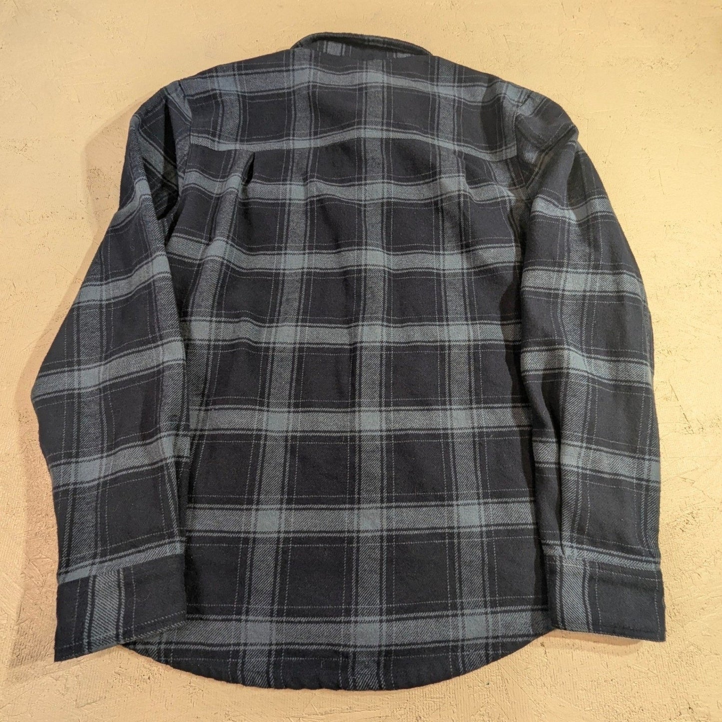 Colorado Clothing Blue Plaid Flannel Shirt – Men's M Long Sleeve Button-Up